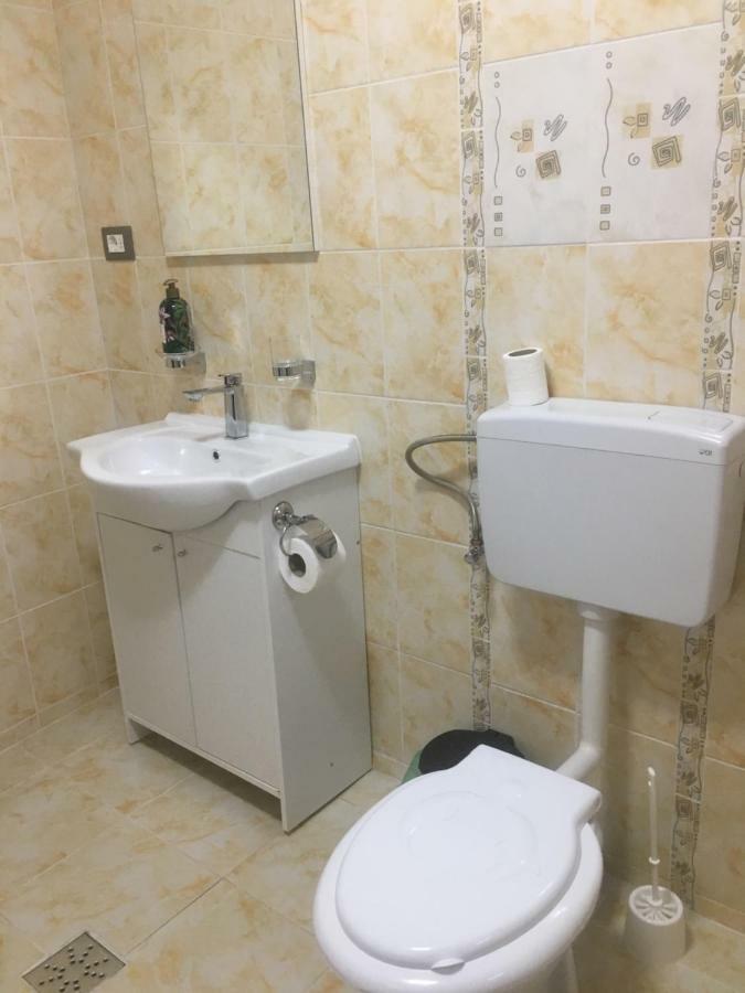Raven Comstar Apartment Corbu  Bagian luar foto